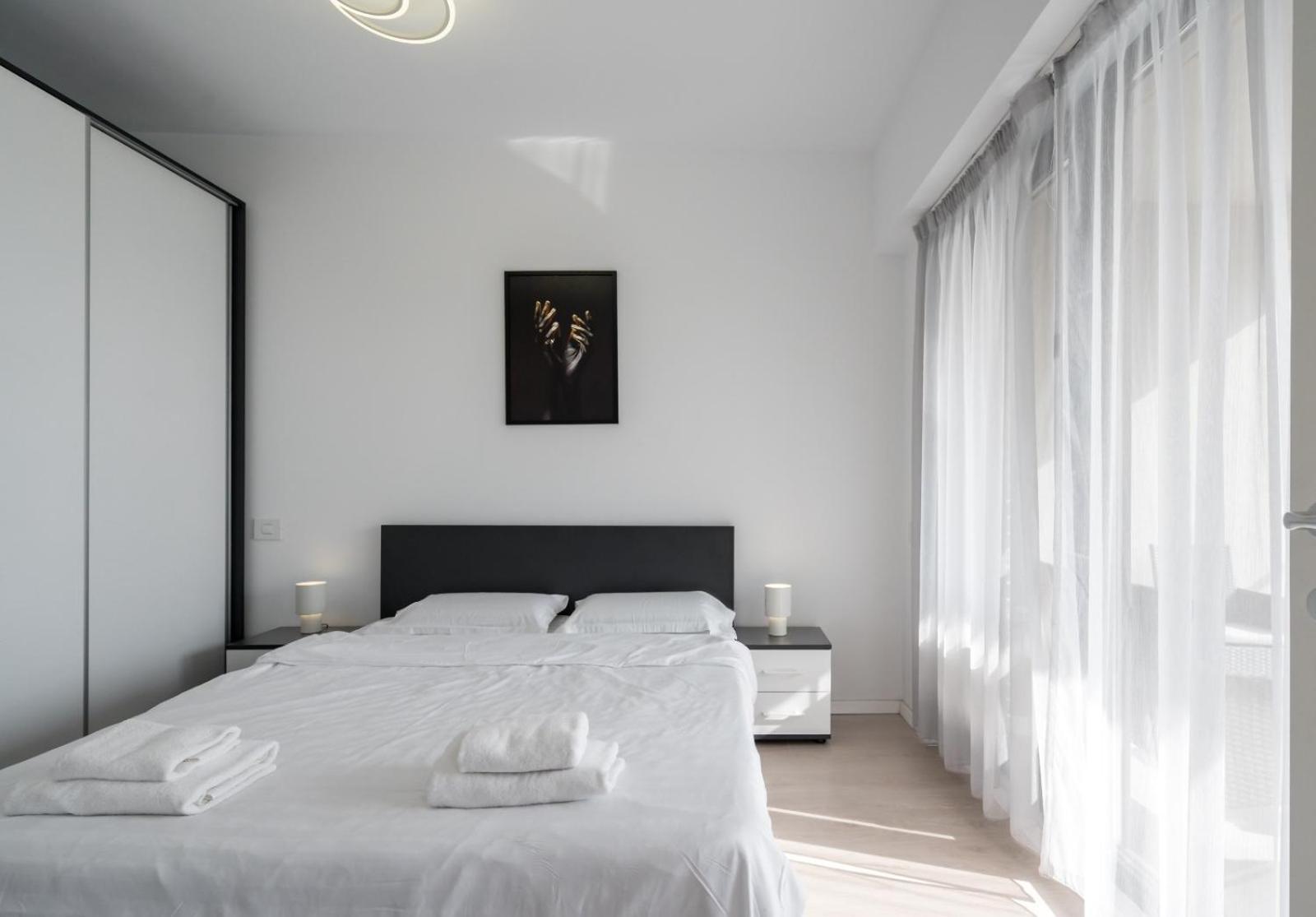 Luxury At Bucureşti